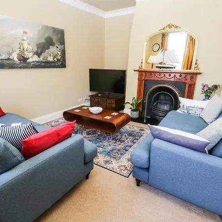 Regent House Apartment Scarborough