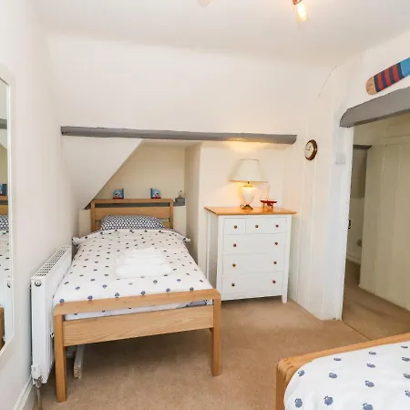 Regent House Apartment *