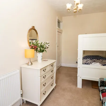 Regent House Apartment *